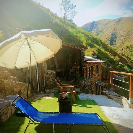 Holiday home Refugio Do Fujaco